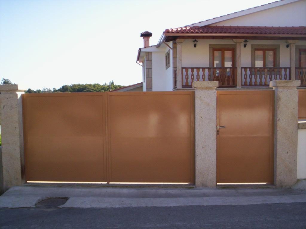 Projecto Nº 2006100021044 “Recuperação de fachada, caixilharia, cobertura e muros”